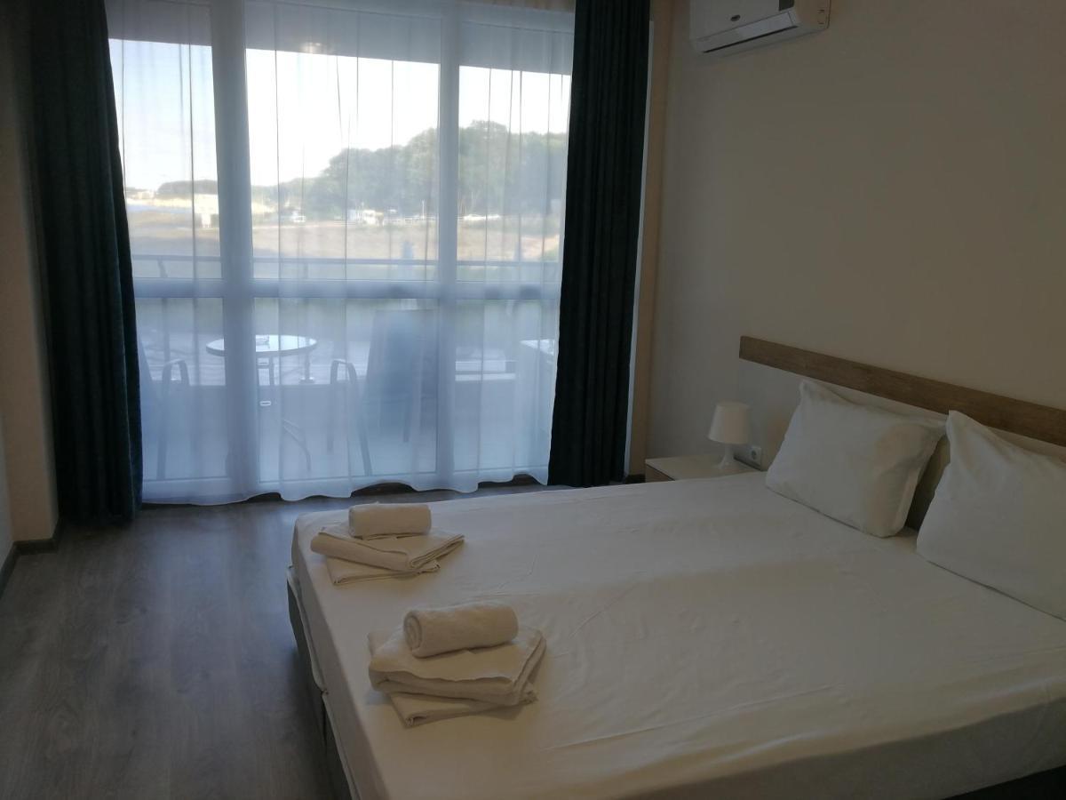 Donchevi Apartments Primorsko Ngoại thất bức ảnh