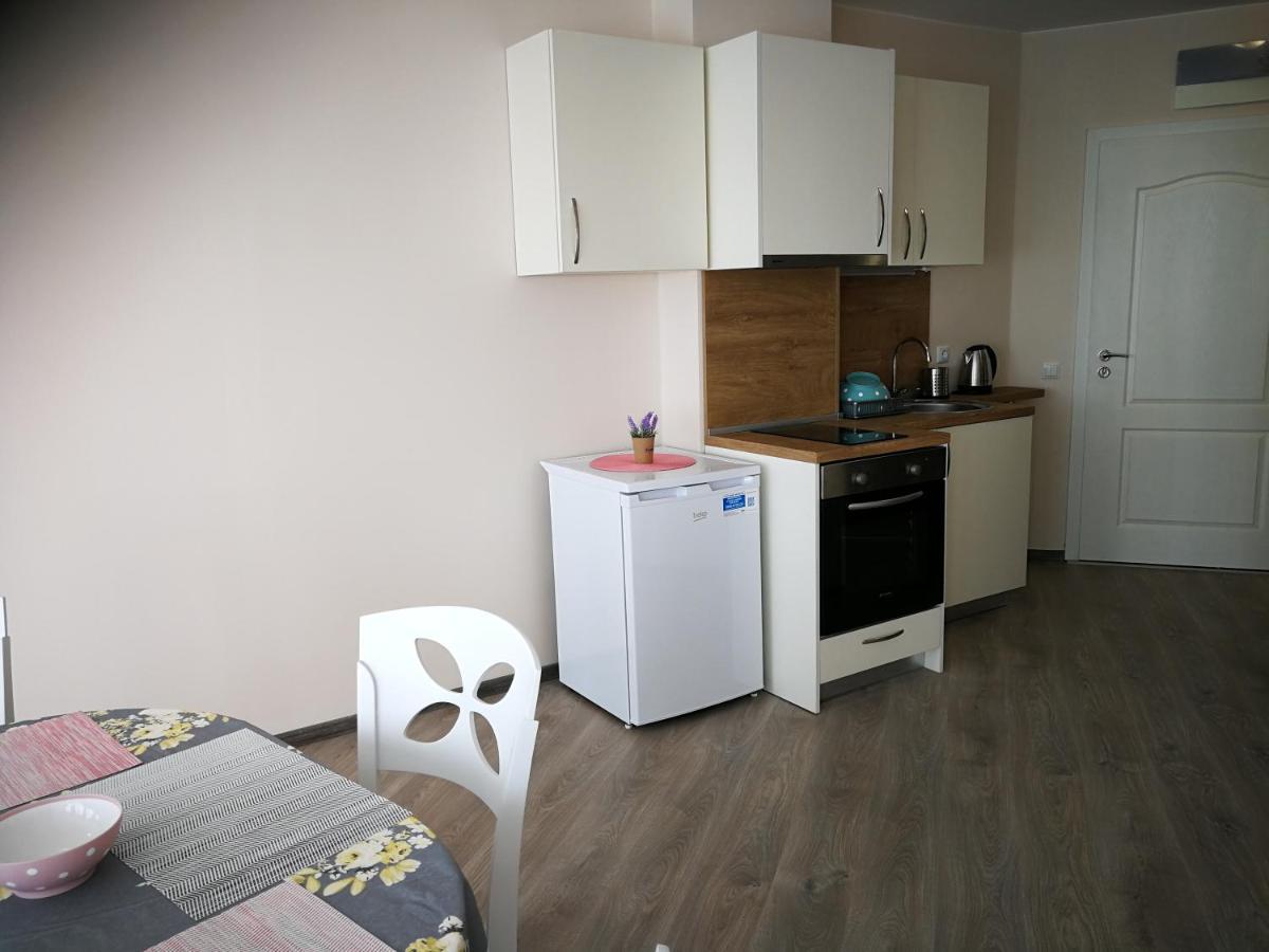 Donchevi Apartments Primorsko Ngoại thất bức ảnh