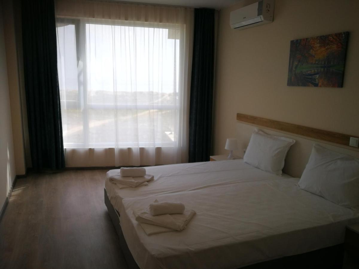 Donchevi Apartments Primorsko Ngoại thất bức ảnh